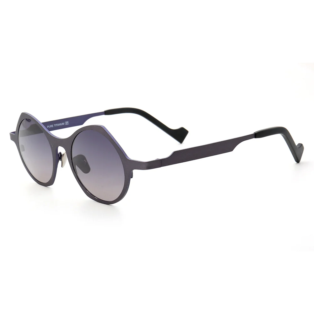 Carmen | Polarized Pure Titanium Unisex Sunglasses | Fashionable Full Rim Frame w/ Polarized Lenses - Image 4