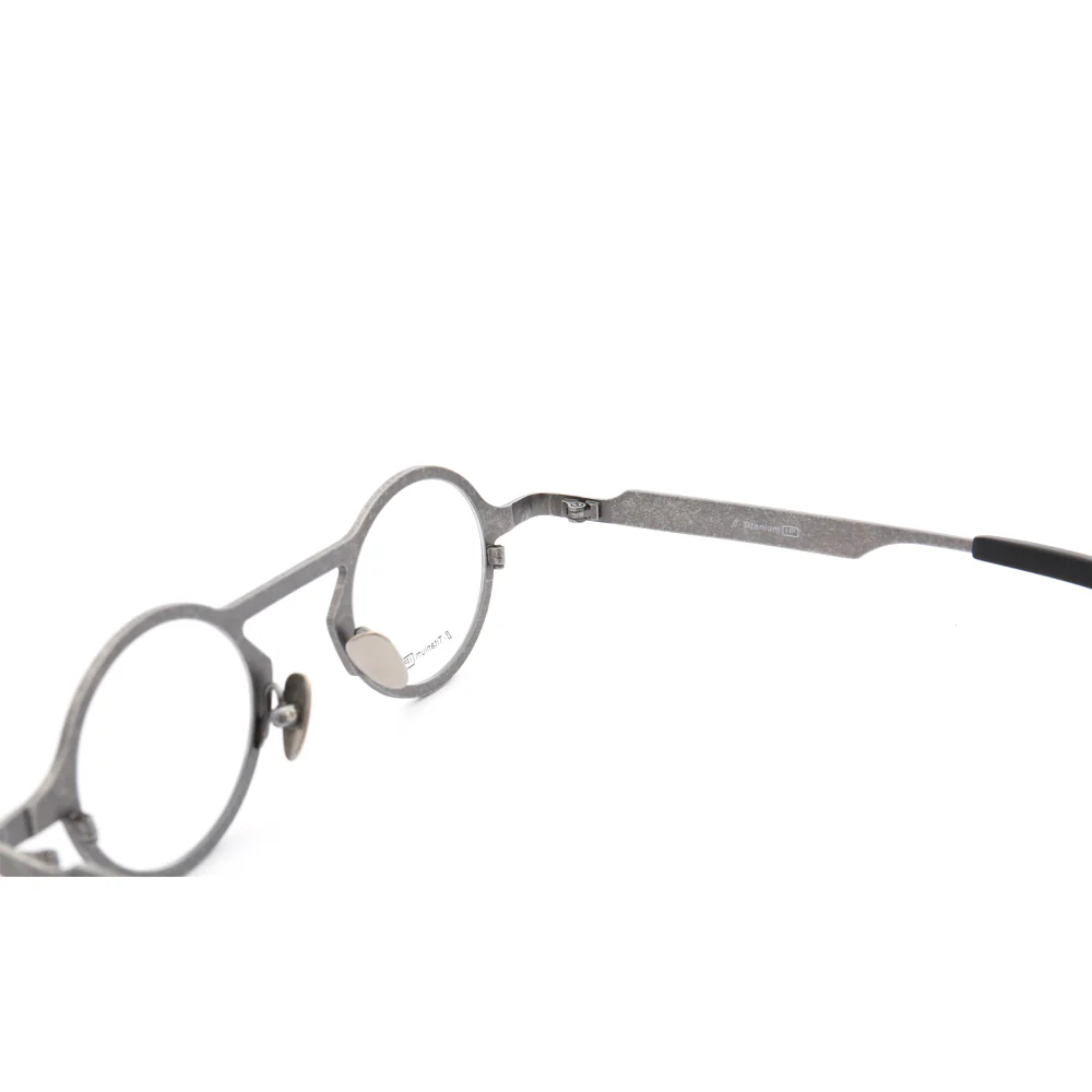 Avery | Vintage Round Titanium Eyeglasses for Men | Fashionable Womens Eyewear Frames Online - Image 13