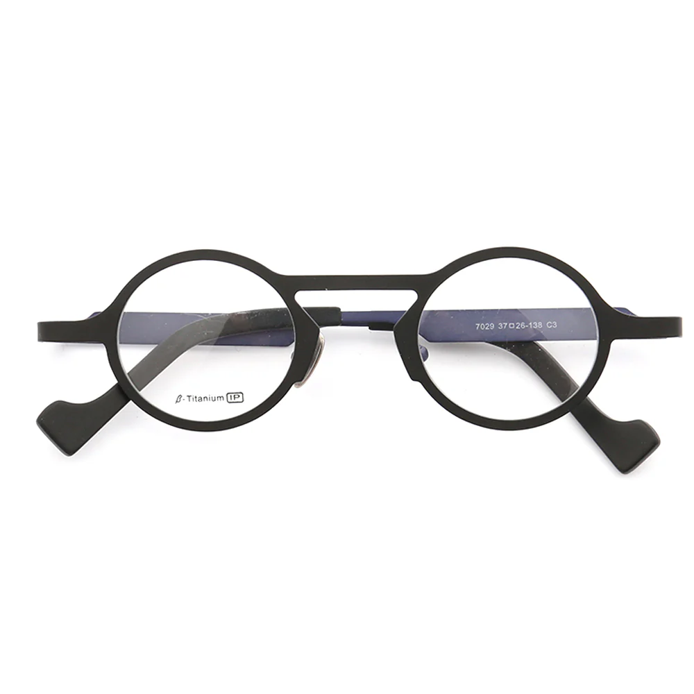 Avery | Vintage Round Titanium Eyeglasses for Men | Fashionable Womens Eyewear Frames Online - Image 6