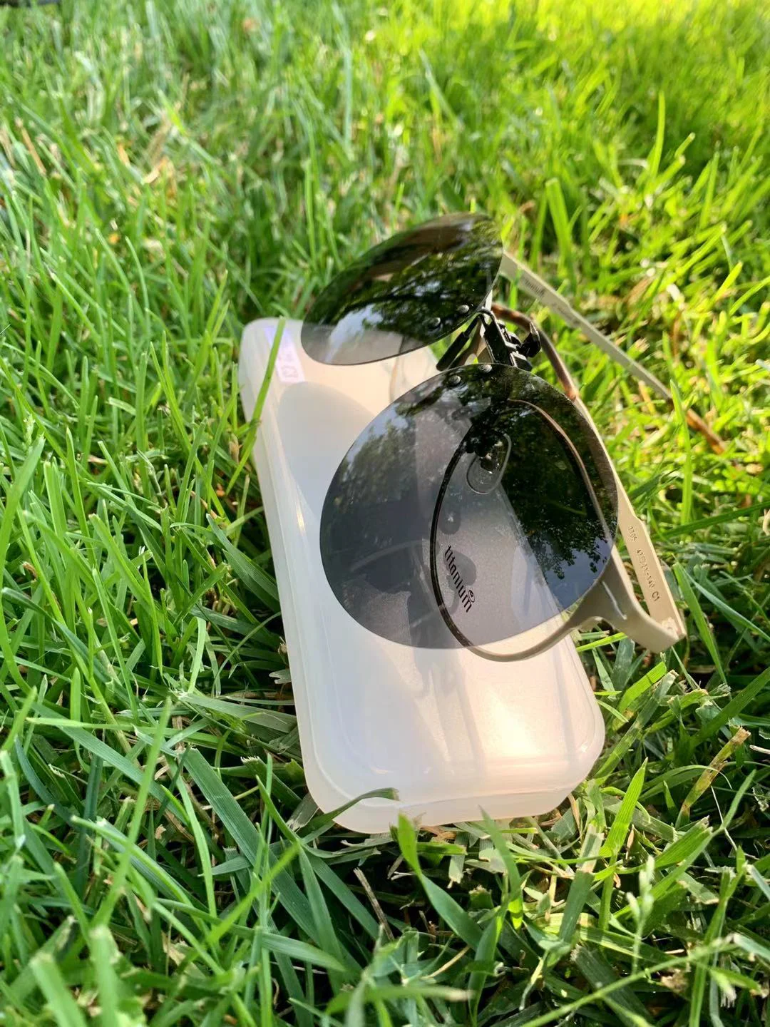 Round Clip On Flip Up Polarized Sunglasses | UV Protection For Outdoor Wear Black Night Vision - Image 13